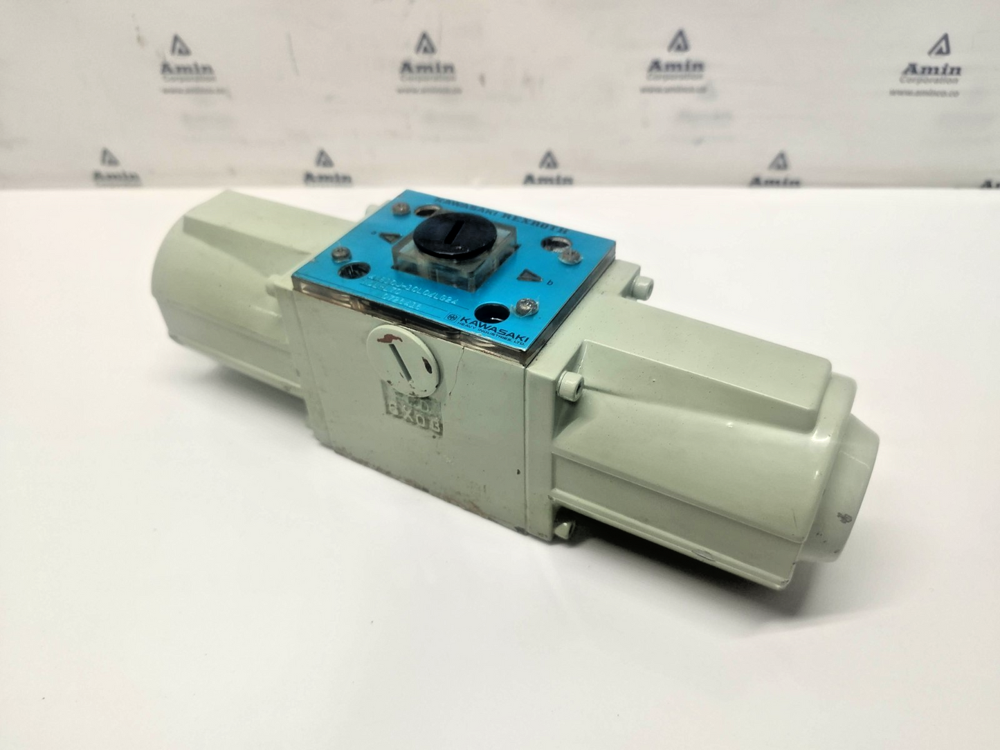 Kawasaki Rexroth 4WE10J-10L0/LG24 NDL-L70 Solenoid Valve DC 24V- NEW