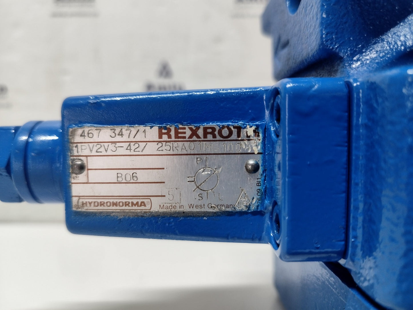 Rexroth 1PV2V3-42/25RA01MC100A1 Hydraulic vane pump