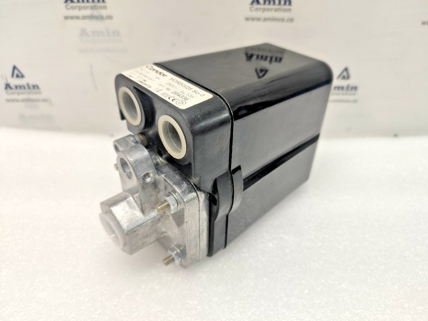 Condor MDR53/25 So-8 Pressure Switch AC-15, 4A, 250V, 4-5bar - NEW
