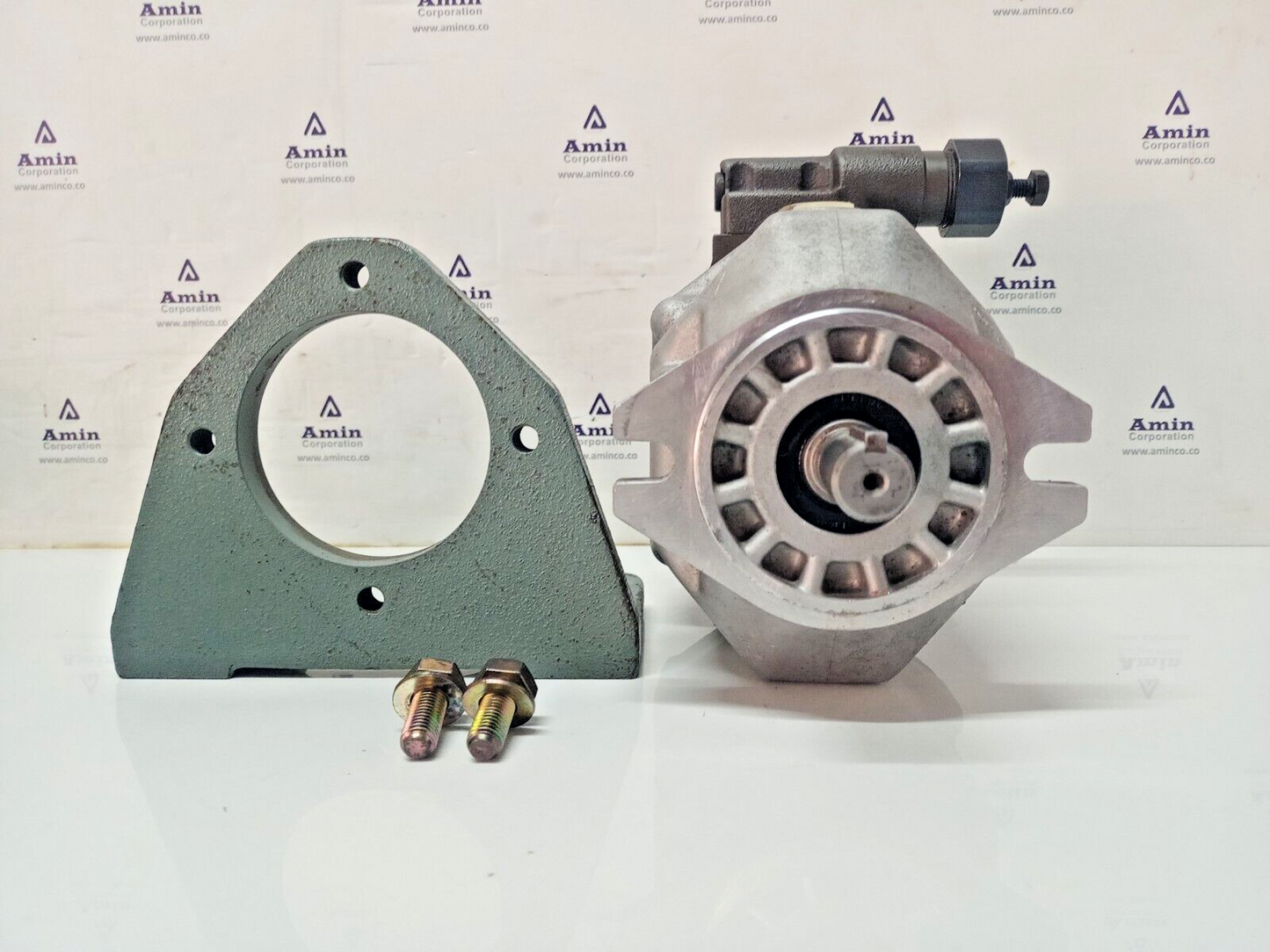 YUKEN AR16-FR01B-20 Variable Piston Pump with Mounting bracket - New