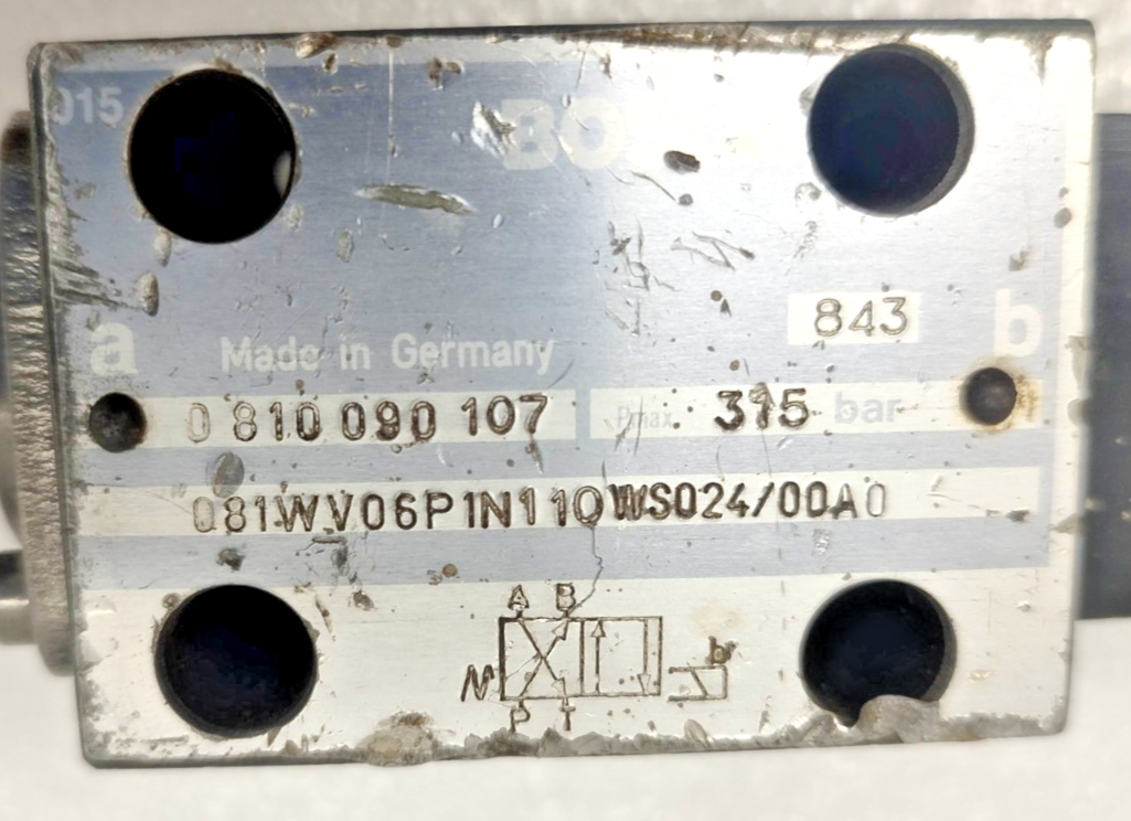 Bosch 0810 090 107, 081WV06P1N11QWS024/00A0 Directional Control Valve