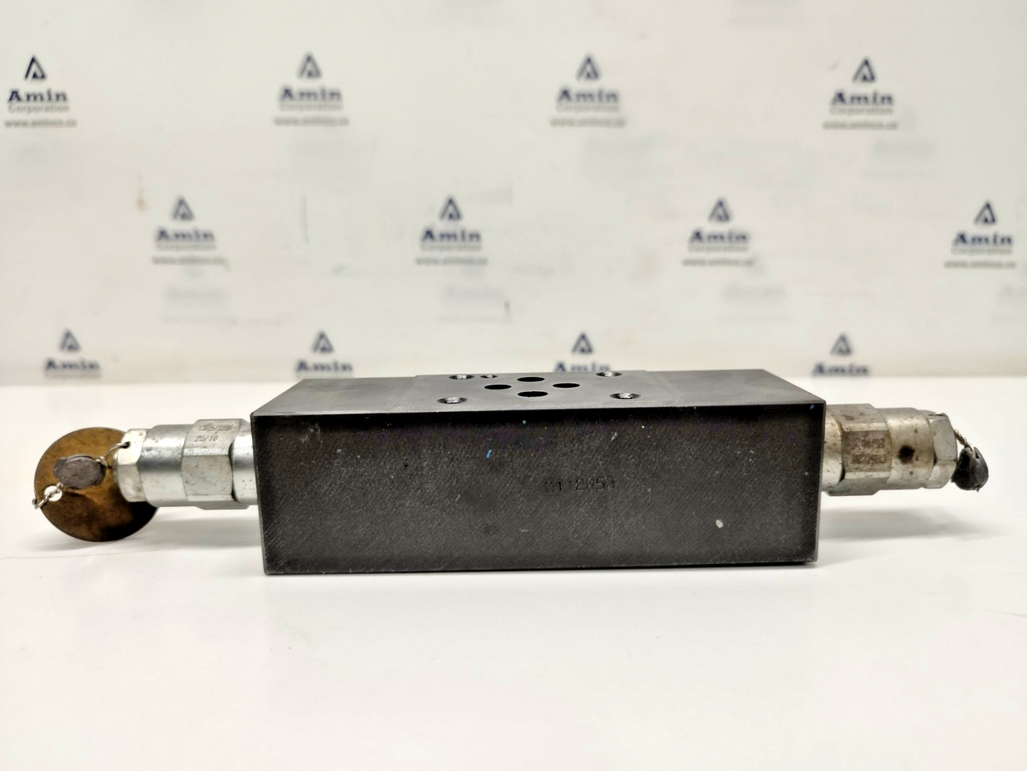 Duplomatic MCD5-DT/51N Direct operated Pressure Relief Valve 350bar Max. - NEW