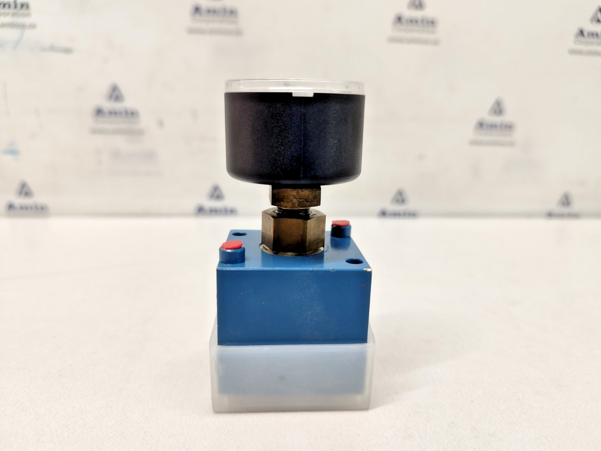Rexroth 3526010500 Pneumatic Valve - NEW