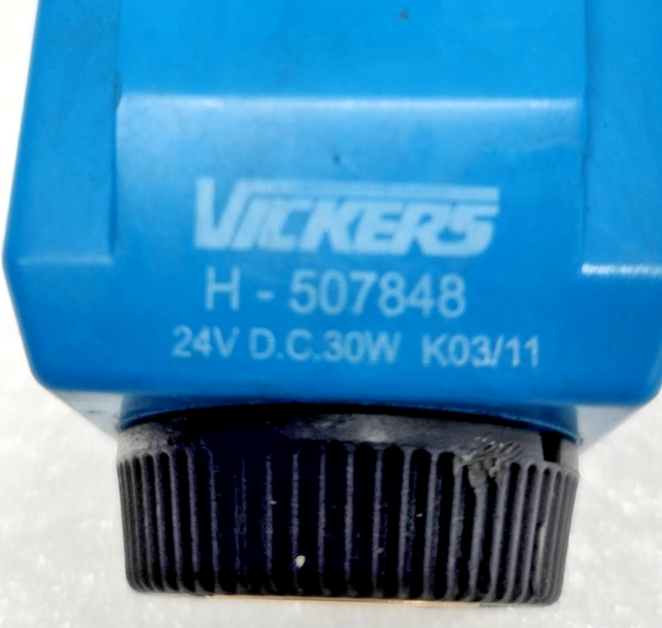 Eaton Vickers DG4V 3-2N-M-U-H7-60 EN38 Directional Control Valve - NEW