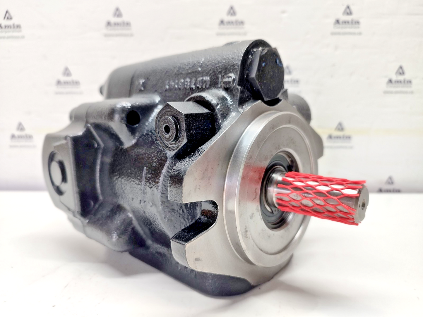 Parker PAVC 33 L223 Variable volume Piston pump PAVC33L223, 3000PSI Max. - NEW