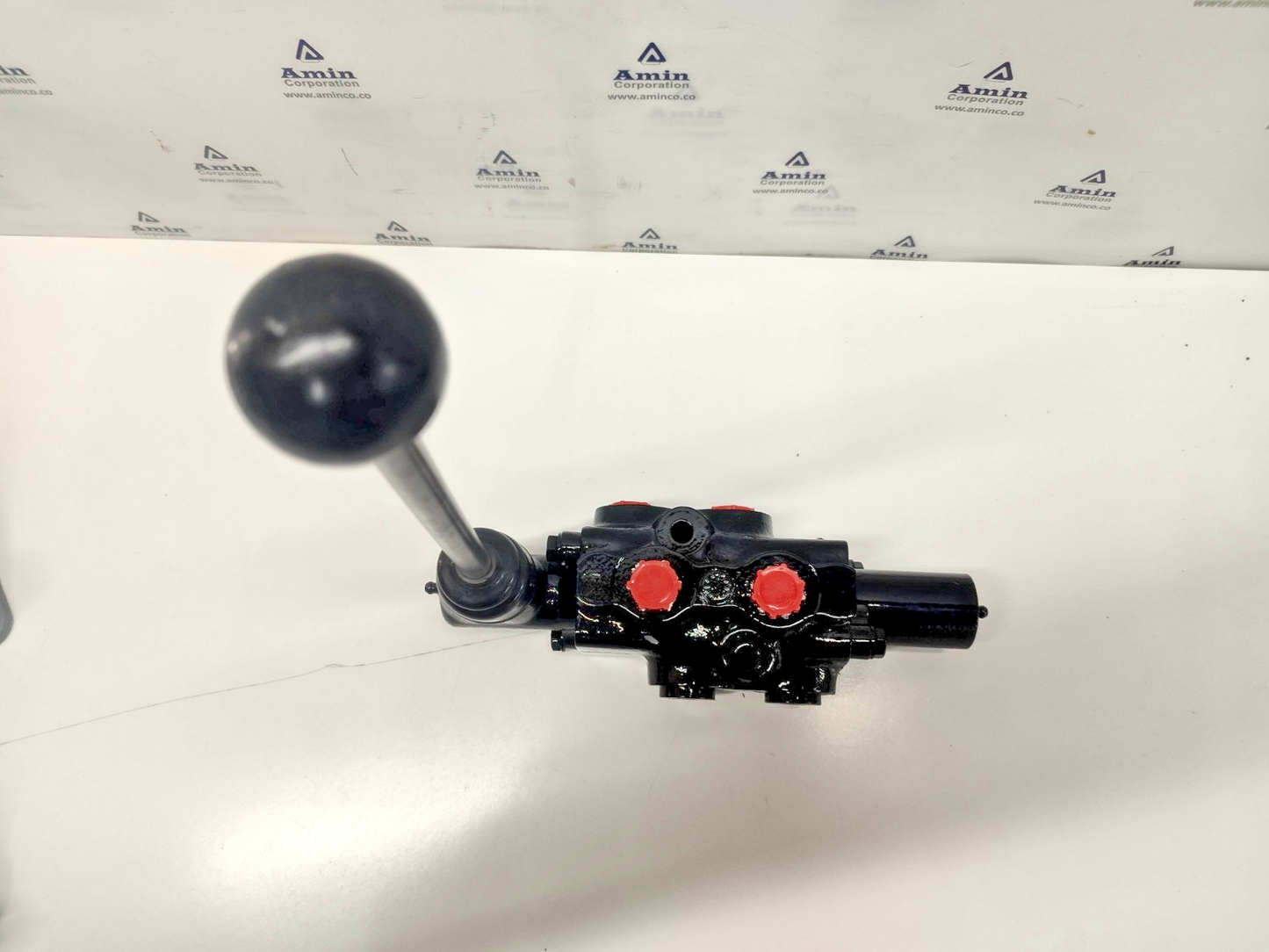 TTS Item No. 15817 Hydraulic Directional Control Valve - NEW