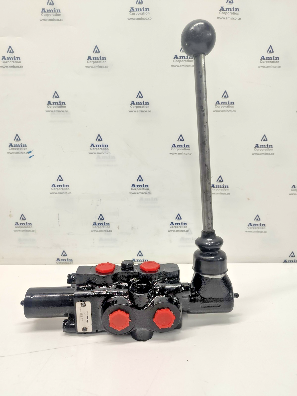 TTS Item No. 15817 Hydraulic Directional Control Valve - NEW