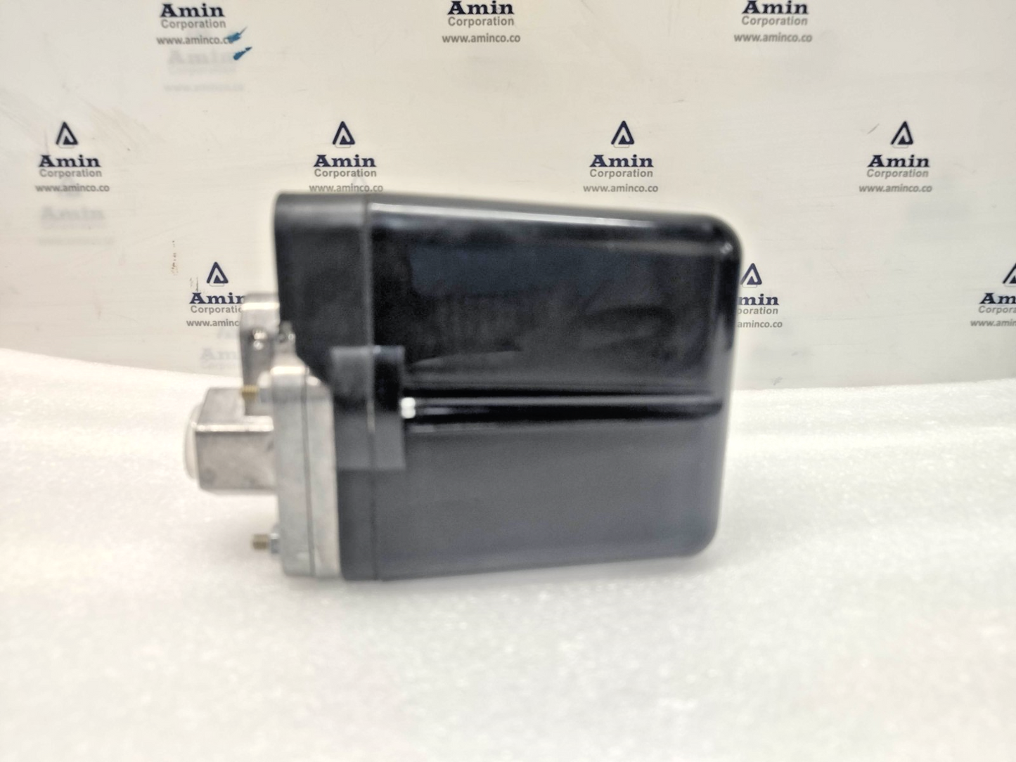 Condor MDR53/25 So-8 Pressure Switch AC-15, 4A, 250V, 4-5bar - NEW #2