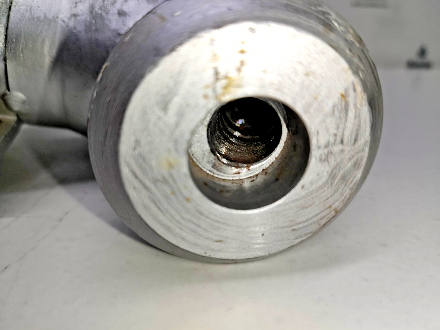 OKANO VALVE V-SH205 Type: 11009 Globe Valve 15mm Class 1500, 258.6 bar - NEW