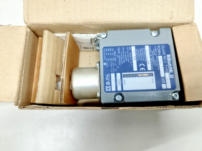 SQUARE D Class: 9012 ACW-1 Form: M12 Ser.: C Pressure Switch - NEW