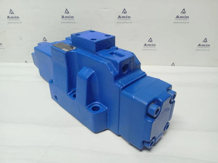 Rexroth 4WRH 25 W6-325-70 V Proportional Directional valve R900949458 - NEW