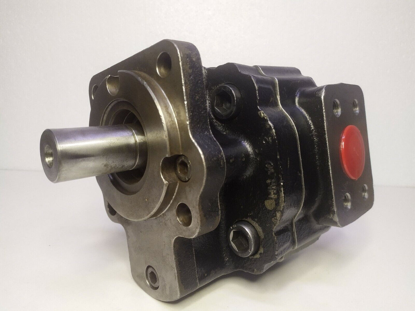 Macgregor P/N: 10002477 Hydraulic Gear pump