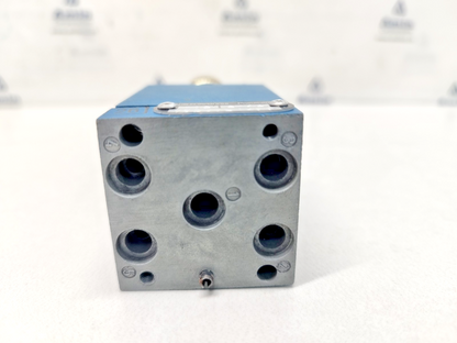Rexroth 3526021400 Pneumatic Directional Valve - NEW