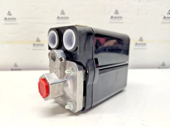 Condor MDR53/11 Pressure Switch AC-15, 4A, 250V - NEW