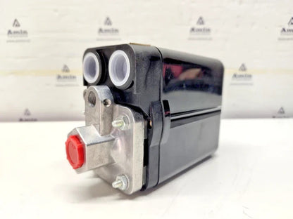 Condor MDR53/11 Pressure Switch AC-15, 4A, 250V - NEW
