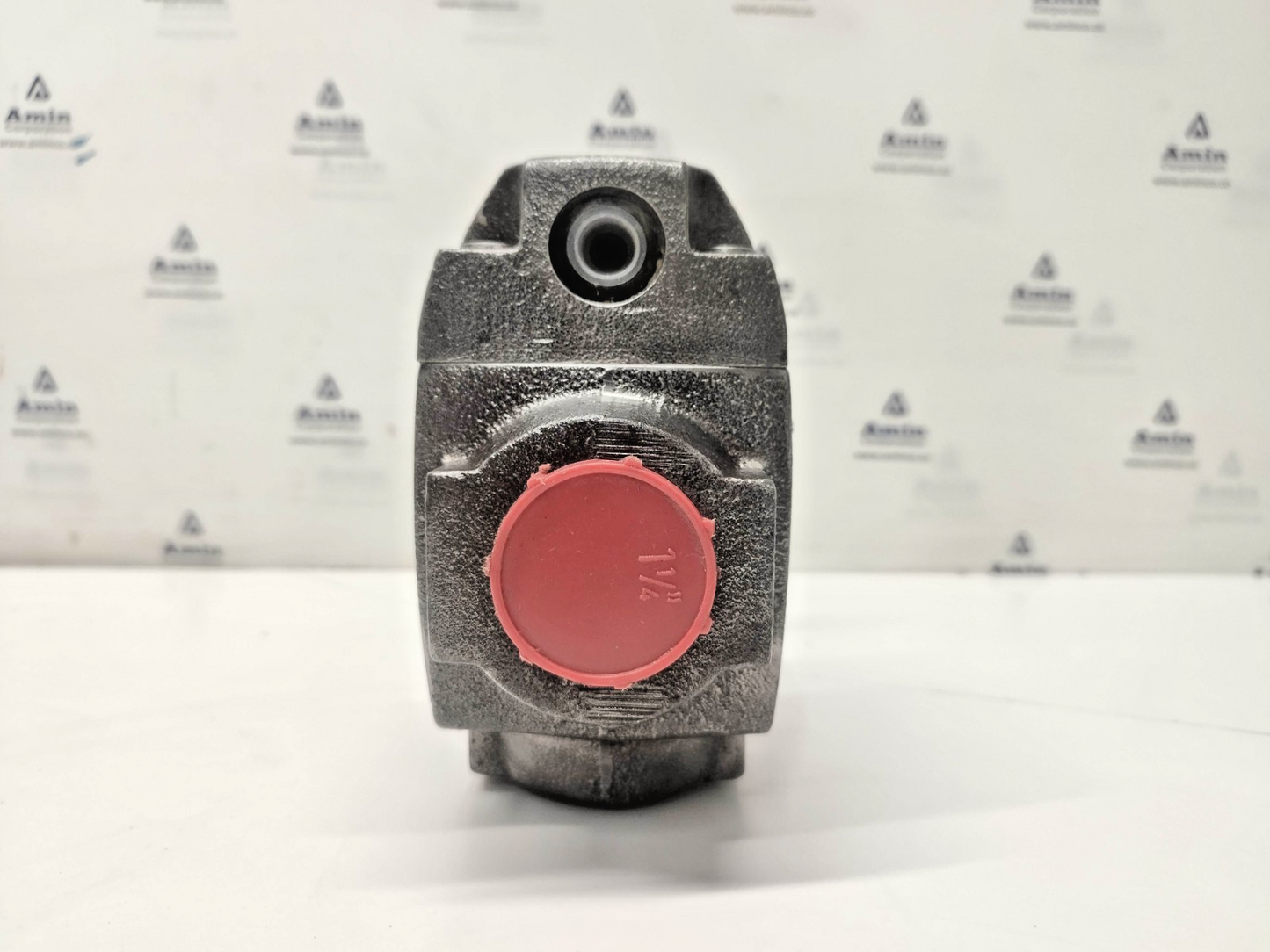 Vickers CT 10 F 30 pressure relief valve Rated pressure: 1500-3000 PSI CT10F30