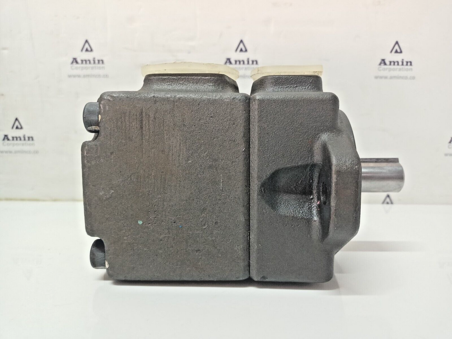 YUKEN PV2R1-14-F-RAA-43 Hydraulic Vane pump - New