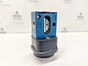 Wabco 5630201240 Pneumatic Directional Valve - NEW