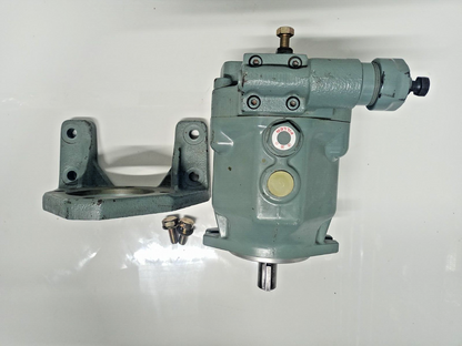 YUKEN AR16-FR01B-20 Variable Piston Pump AR16FR01B20 with Mounting bracket - New
