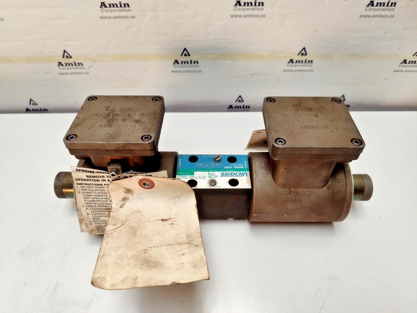 Eaton-Vickers DG4V-3S-6C-M-X1-ER4-60 Directional control valve - NEW