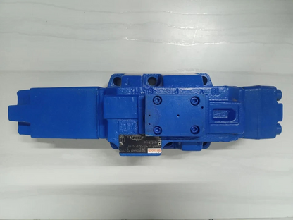 Rexroth 4WRH 25 W6-325-70 V Proportional Directional valve R900949458 - NEW