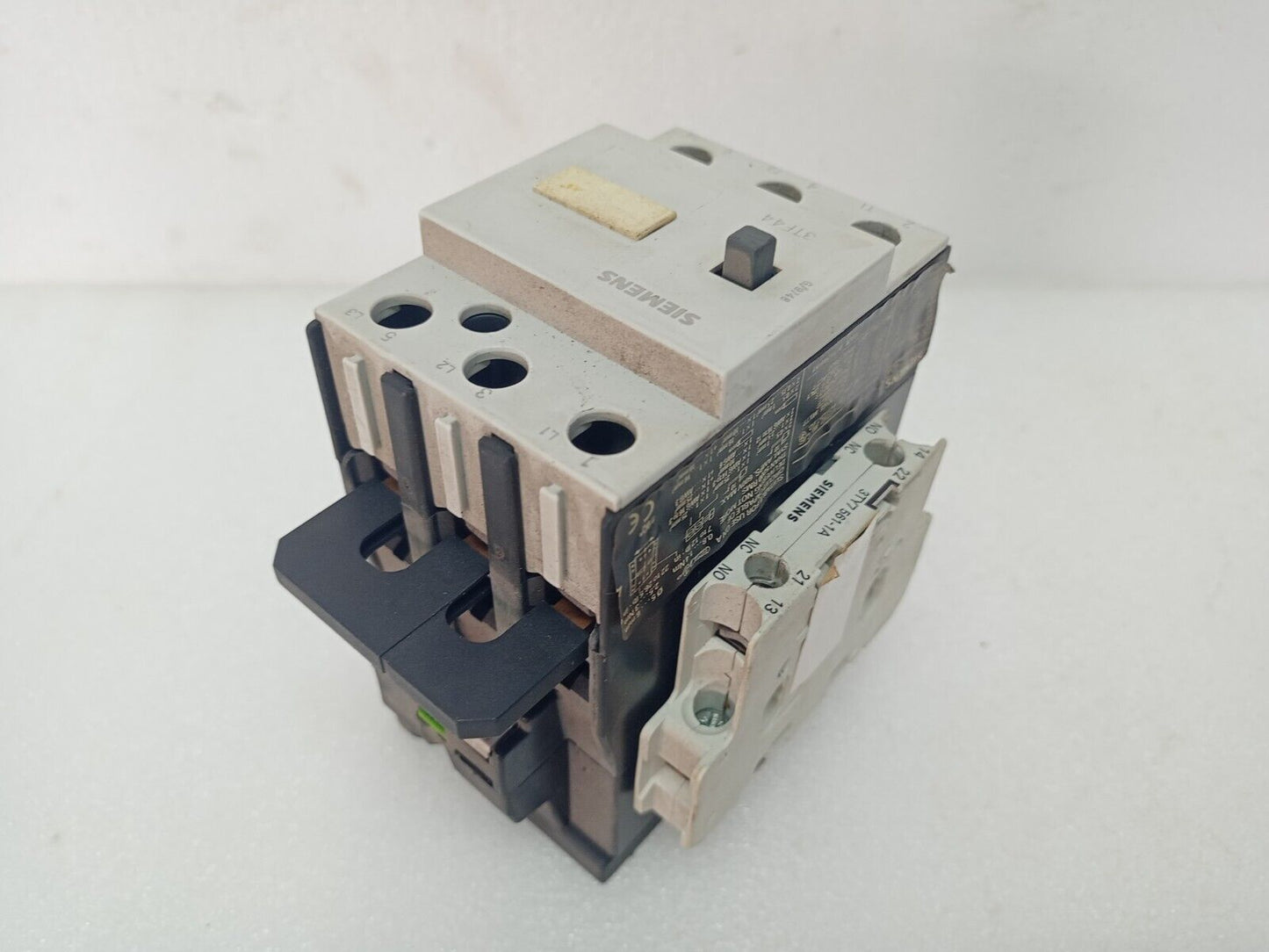 Siemens 3TF4422-0A Contactor 66A 600VAC