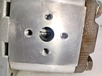 Parker P/N: 3349111292 Hydraulic Gear Pump - NEW