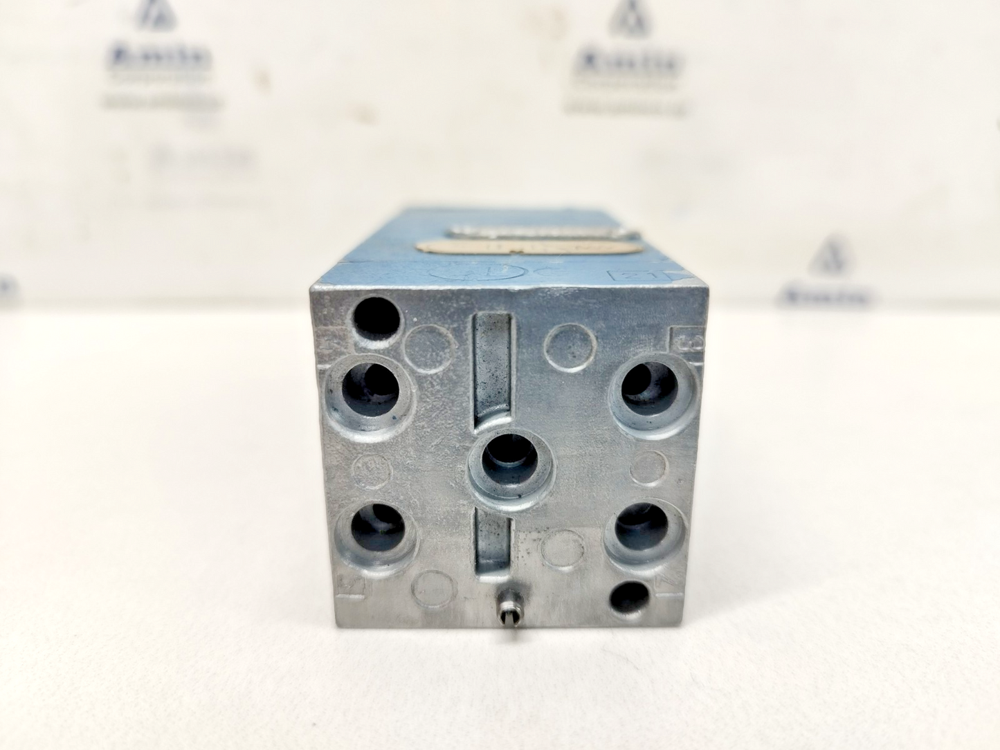 Rexroth 3712052000 Pneumatic Valve - New
