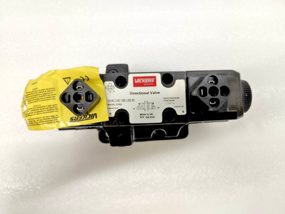 Vickers by Danfoss DG5V-7-8C-VM-U-B6-50 with DG4V-3-6C-VM-U-B6-60 Valve - NEW