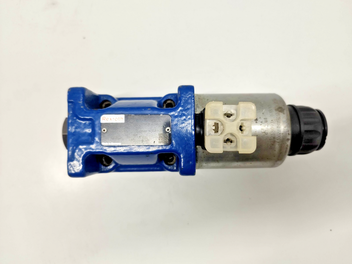 Rexroth 5-4WE 10 EB50/EG24N9K4/M Directional Control Valve MNR: R901339865 - NEW