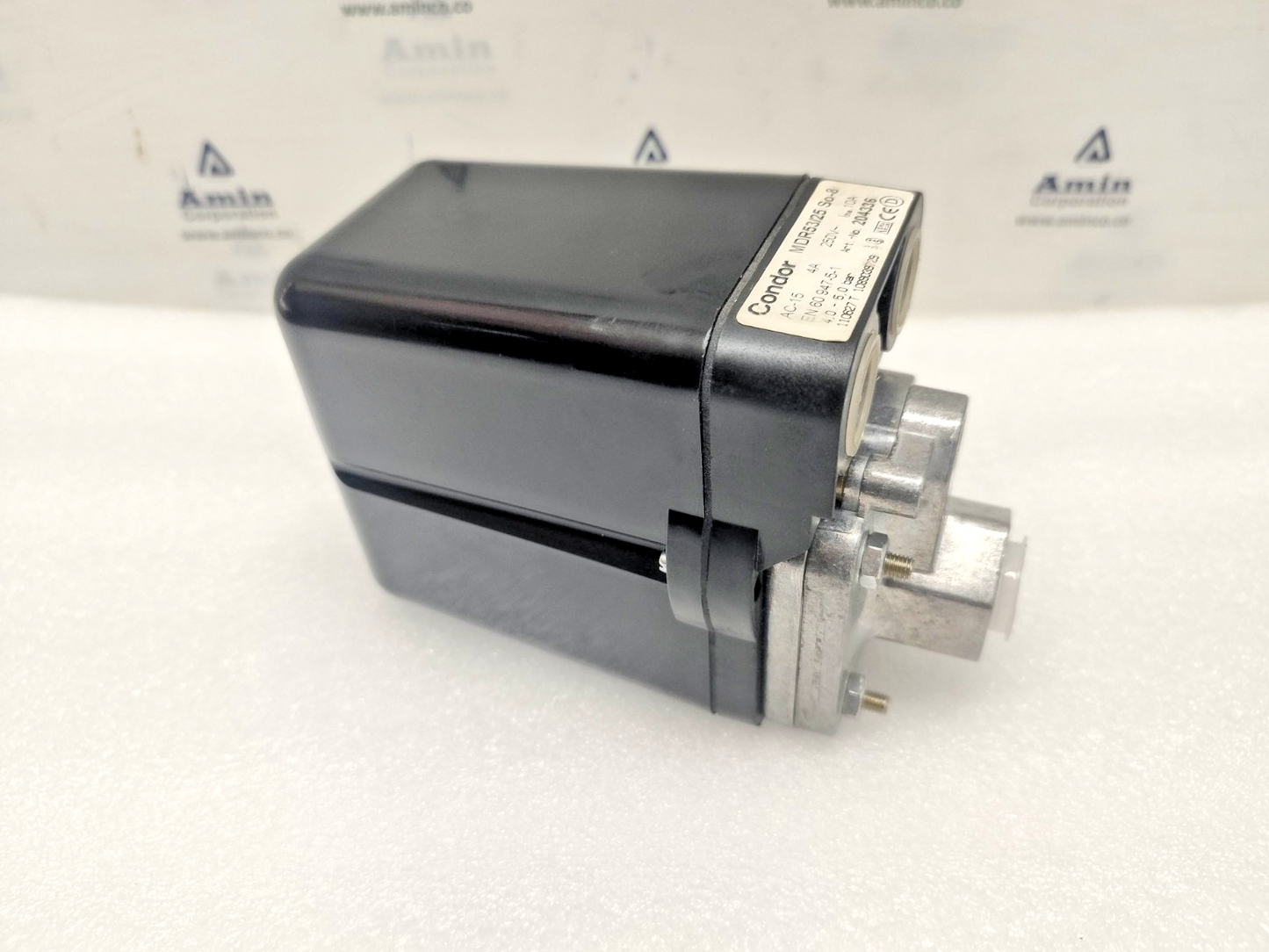 Condor MDR53/25 So-8 Pressure Switch AC-15, 4A, 250V, 4-5bar - NEW #2