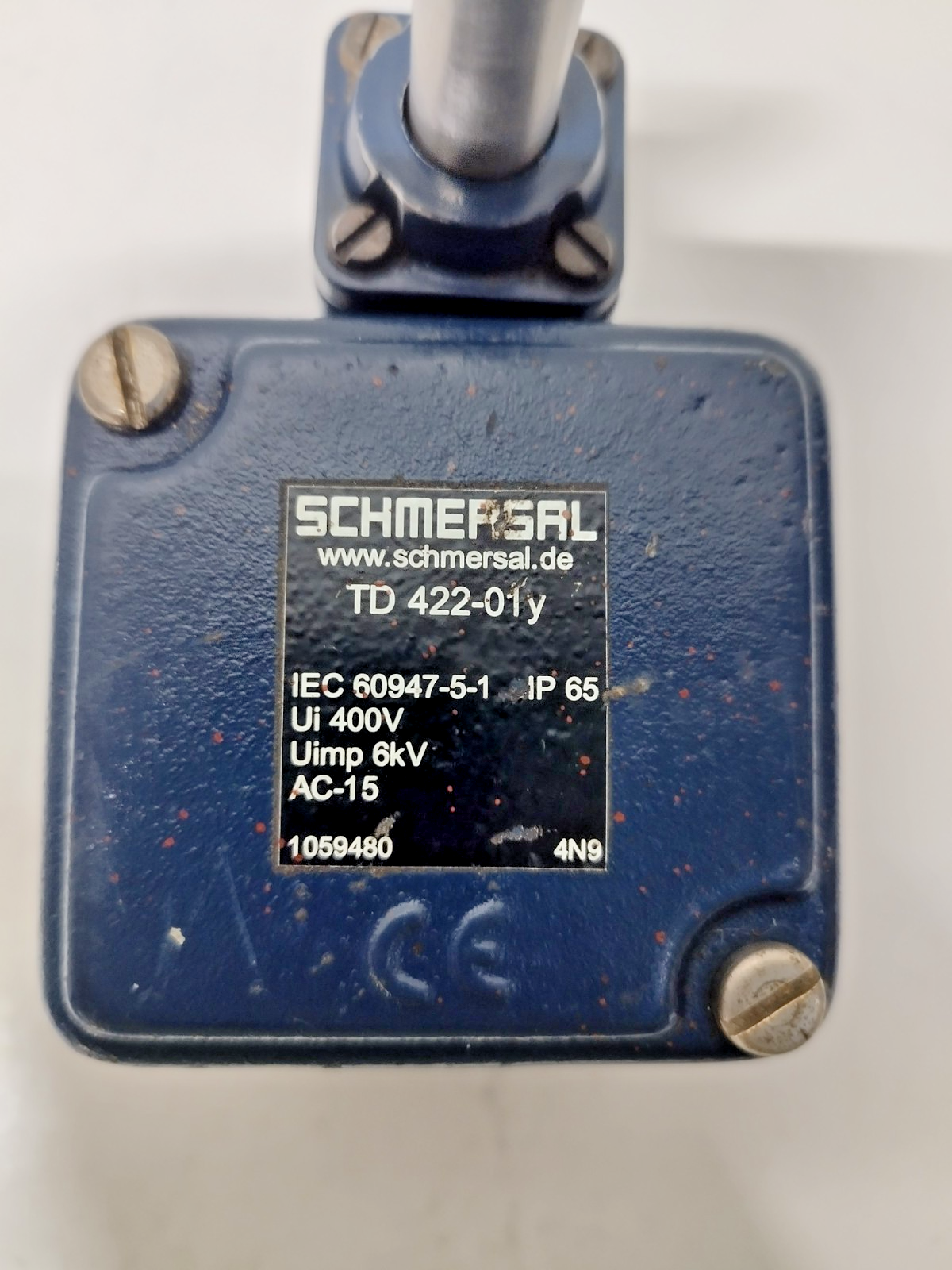 SCHMERSAL TD422-01Y, AC-15, Ui 400V, Uimp 6kV Limit Switch - NEW
