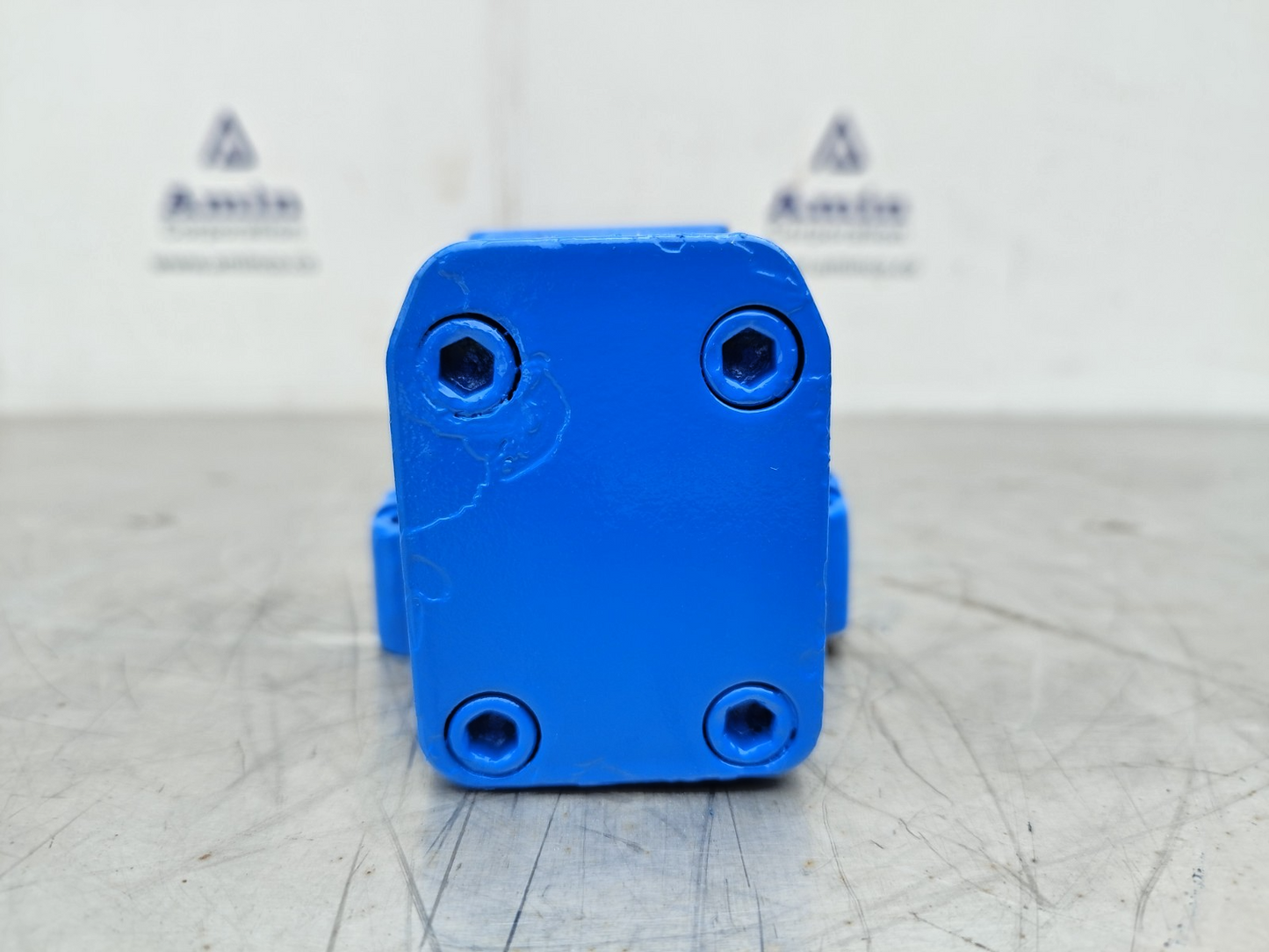 Vickers DG3S4-042A-7-40 Directional control valve - NEW