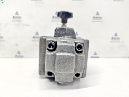 Vickers XCG 06 3F 30 Pressure Reducing valve 2850 psi max. - Refurbished