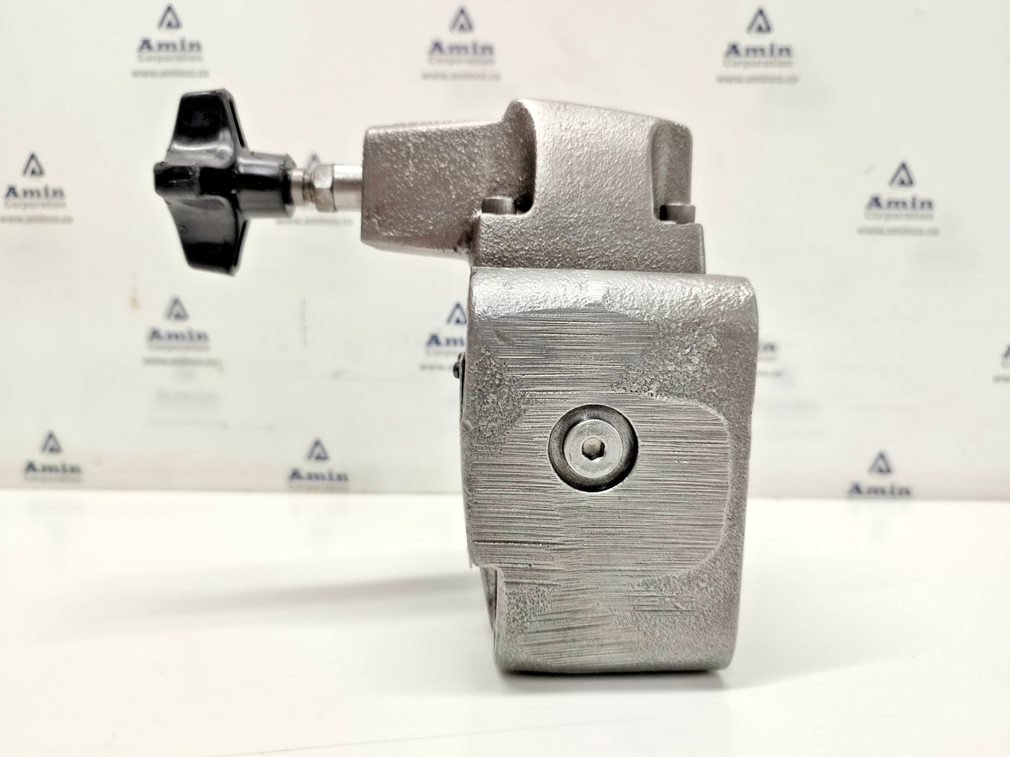 Vickers CG-06-FY-50 Sequence Valve CG06FY50 Pressure Range: 1500-3000psi