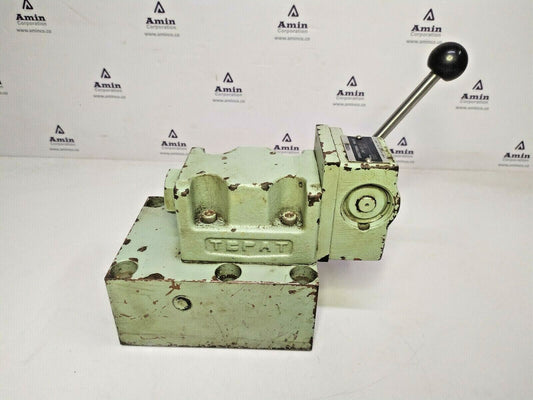 Yuken DMG-03-2D2-5070 Directional control valve