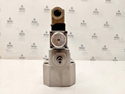 Hydranor VPE5.10.32.1.P220U.H with KV-4/2-4-52A-230AC Directional control valve