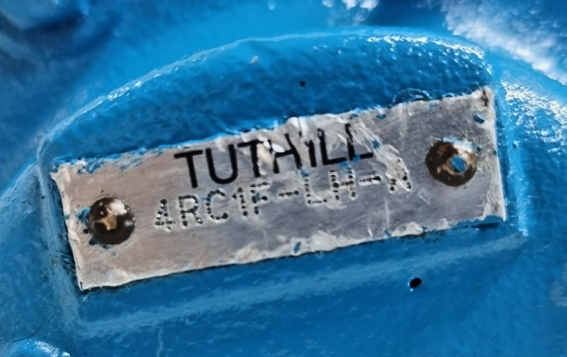 Tuthill 4RC1F-LH-A Hydraulic internal gear pump Port sizes: 1-1/2'' NPT - NEW