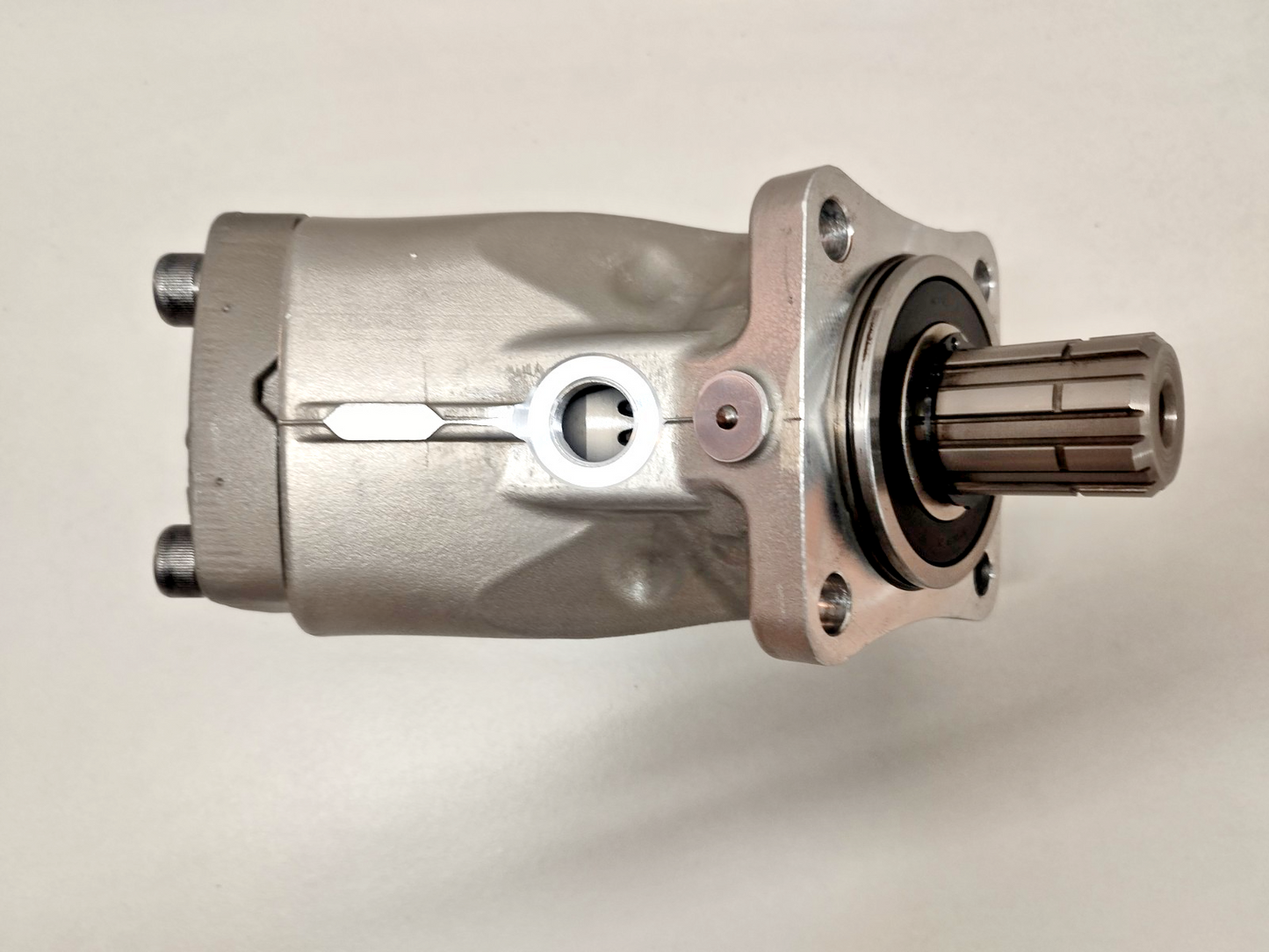 Parker F1-025-R---000 P/N: 3781024 Bent axis Hydraulic piston pump #2