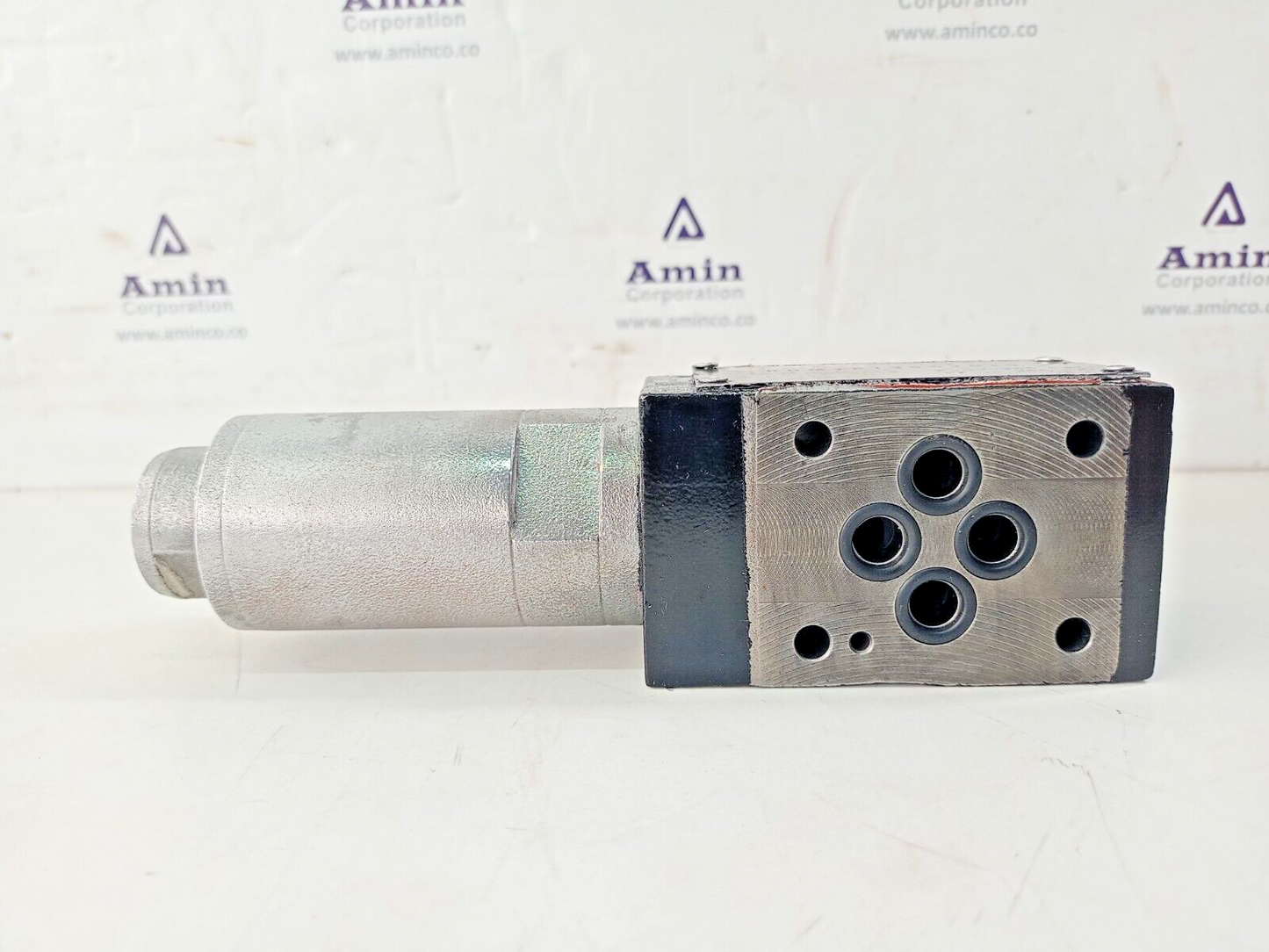 Parker RDM2PT35SVG15 Direct operated pressure relief valve