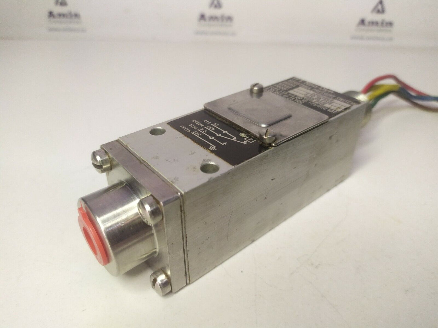 ITT Neo-Dyn 132P48C6 Adjustable pressure switch 3-30 Psig