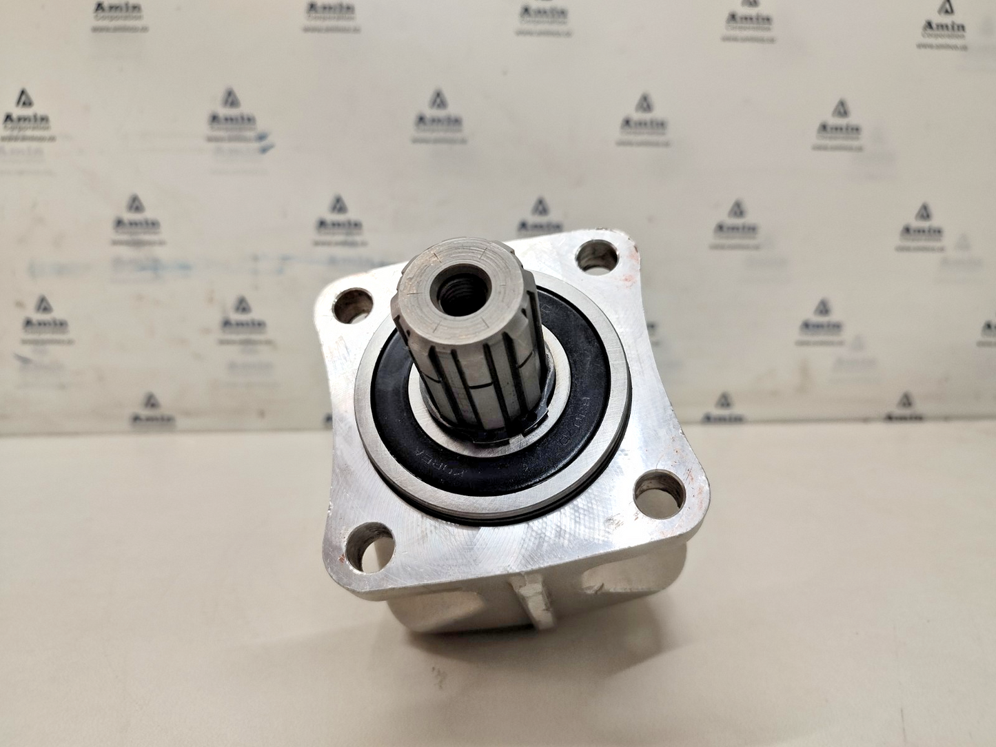 Parker F1-025-R---000 P/N: 3781024 Bent axis Hydraulic piston pump 25cm3, 400bar