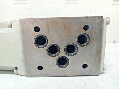 KPM Kawasaki DE10P-10-204-D100AL-L93 Solenoid Valve - NEW
