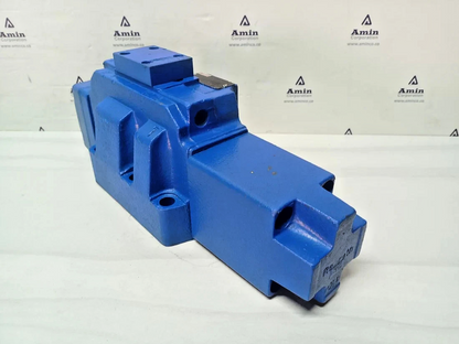 Rexroth 4WRH 25 W6-220-70 M Proportional Directional valve R900964592 - NEW