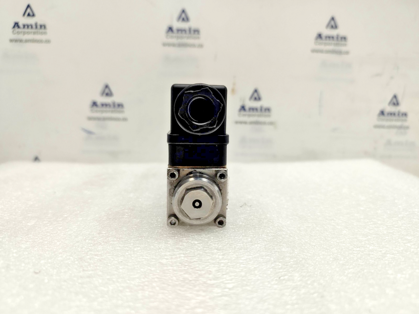 Wandfluh BS4D32-XX-S1533 Solenoid Valve 250bar max, 24VDC