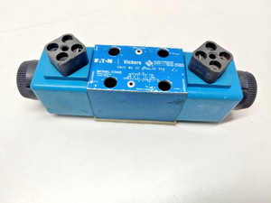 Eaton Vickers DG4V 3S 2C M U D5 60 Directional Control valve - NEW