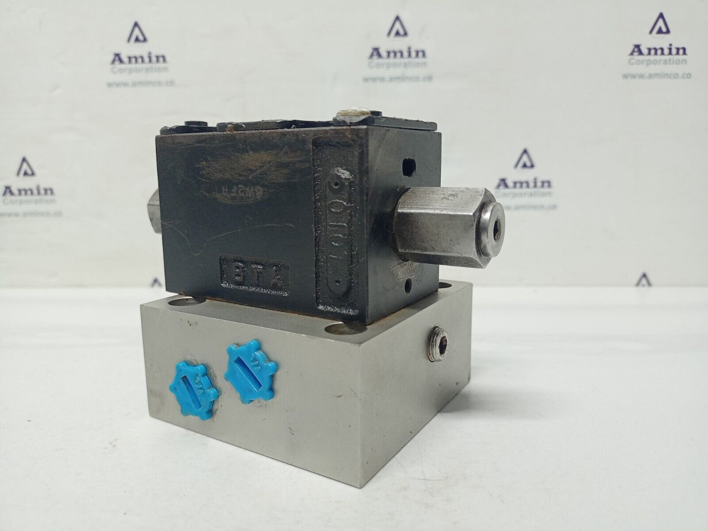 Parker D1VP2CV Directional Control Valve