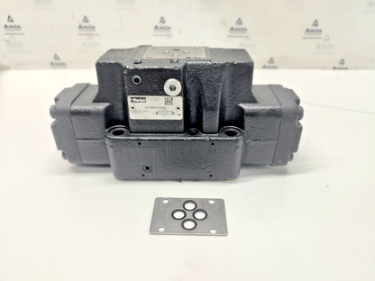 Parker D41VW002C2NJW91  Directional Control Valve - NEW
