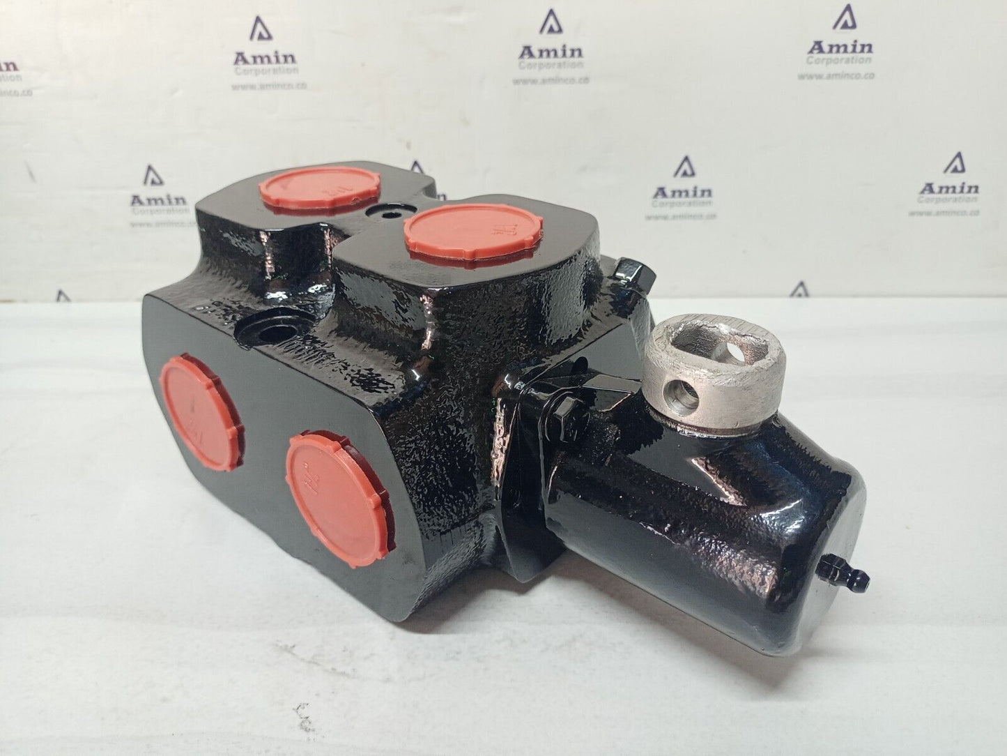 TTS item No. 18732 Hydraulic Directional Control Valve