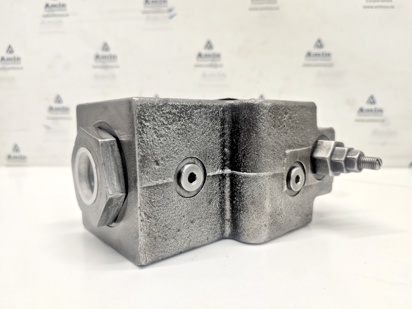 Parker R25S07S4SN Hydraulic Pressure Control Valve - NEW